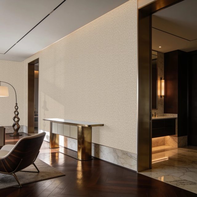 OP2303 NACRE - NATURAL BEIGE TEKSTİL TABANLI DUVAR KAĞIDI
